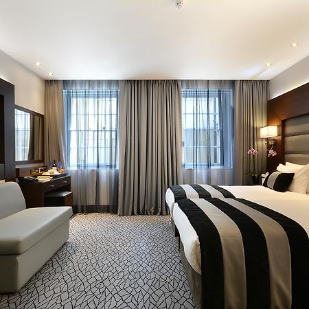 ホテル パーク グランド ロンドン ランカスター ゲート 部屋 写真 A room at the hotel