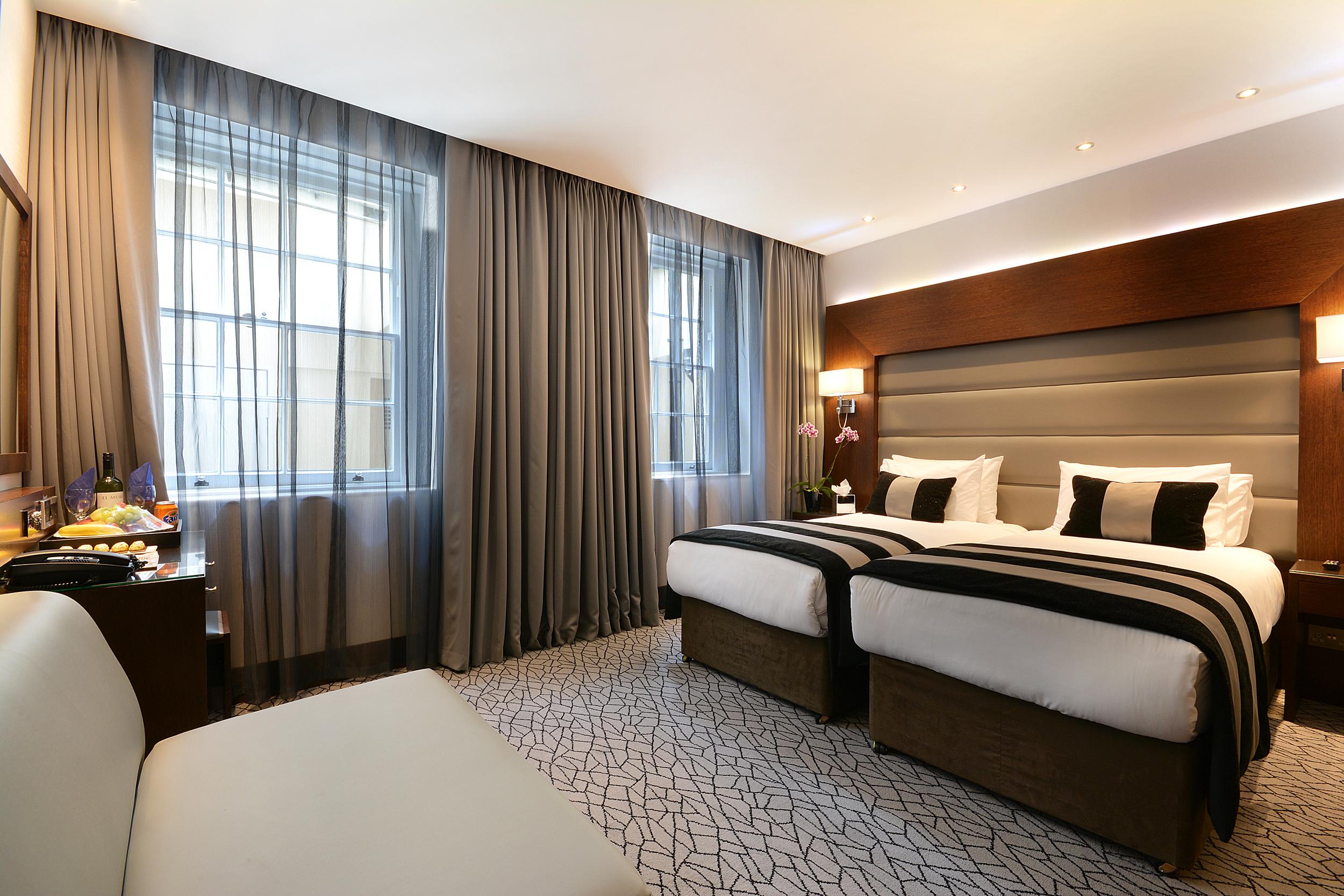 ホテル パーク グランド ロンドン ランカスター ゲート エクステリア 写真 A room at the hotel