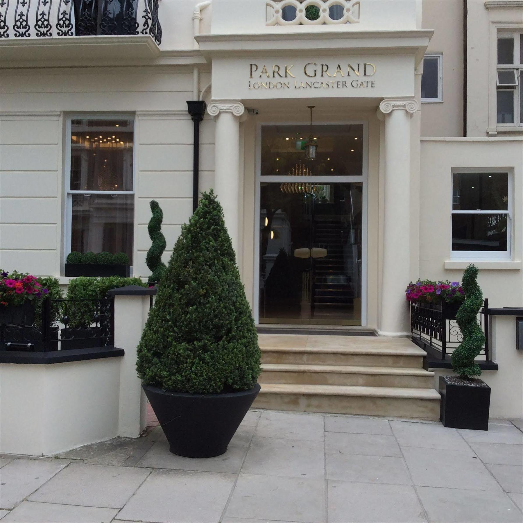 ホテル パーク グランド ロンドン ランカスター ゲート エクステリア 写真 Park Grove entrance