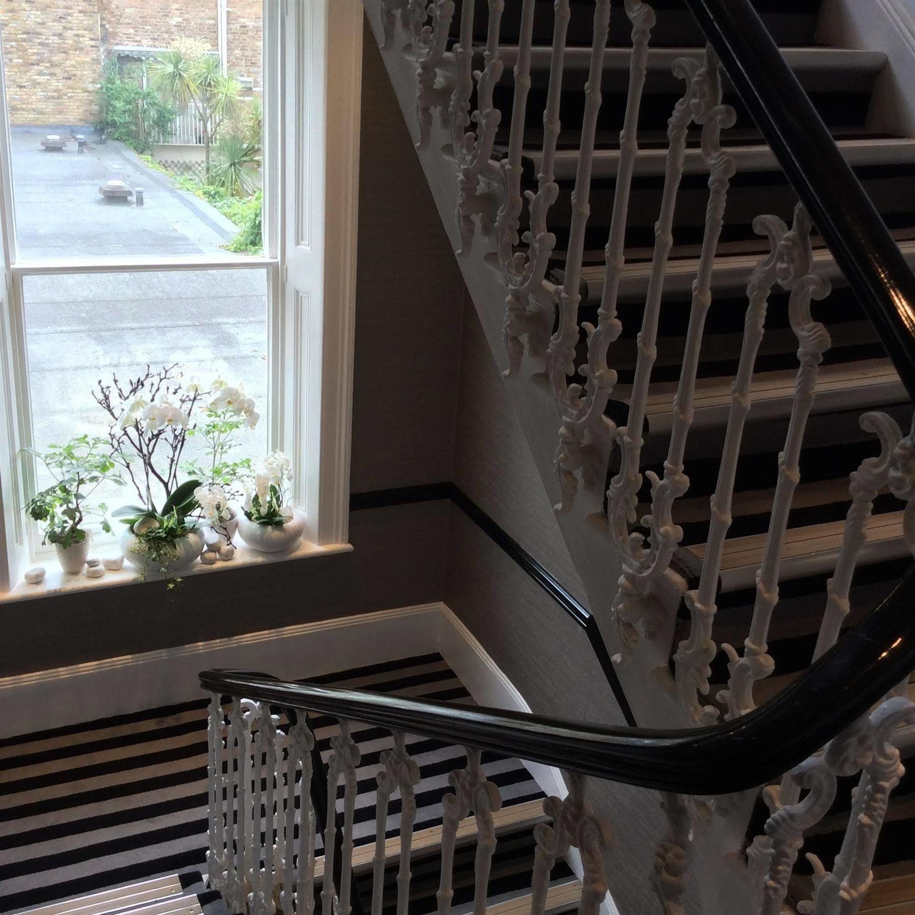 ホテル パーク グランド ロンドン ランカスター ゲート エクステリア 写真 The staircase